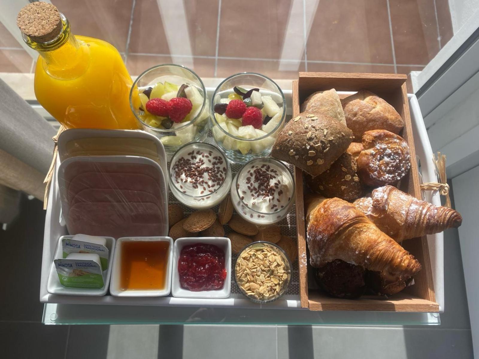 Azinheira Suites Townhouse - Alojamento Turistico (Adults Only) Elvas Eksteriør bilde